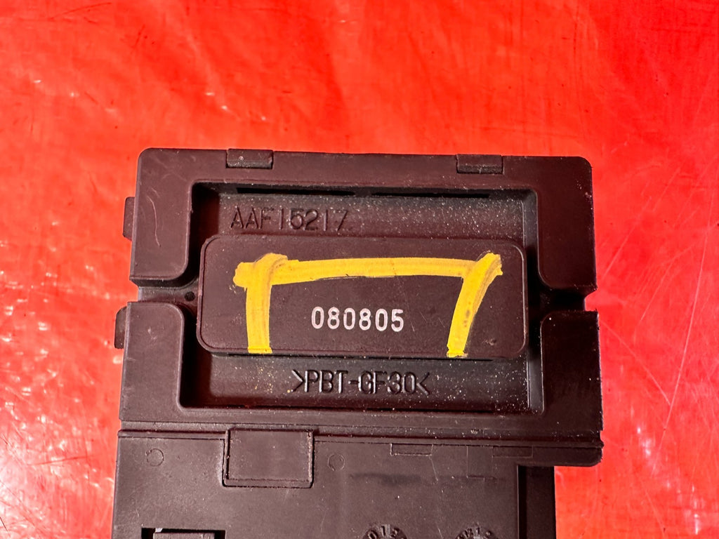 2009 09 MAZDA RX8 RX 8   POWER STEERING NOISE FILTER CONTROL MODULE   AAF152172