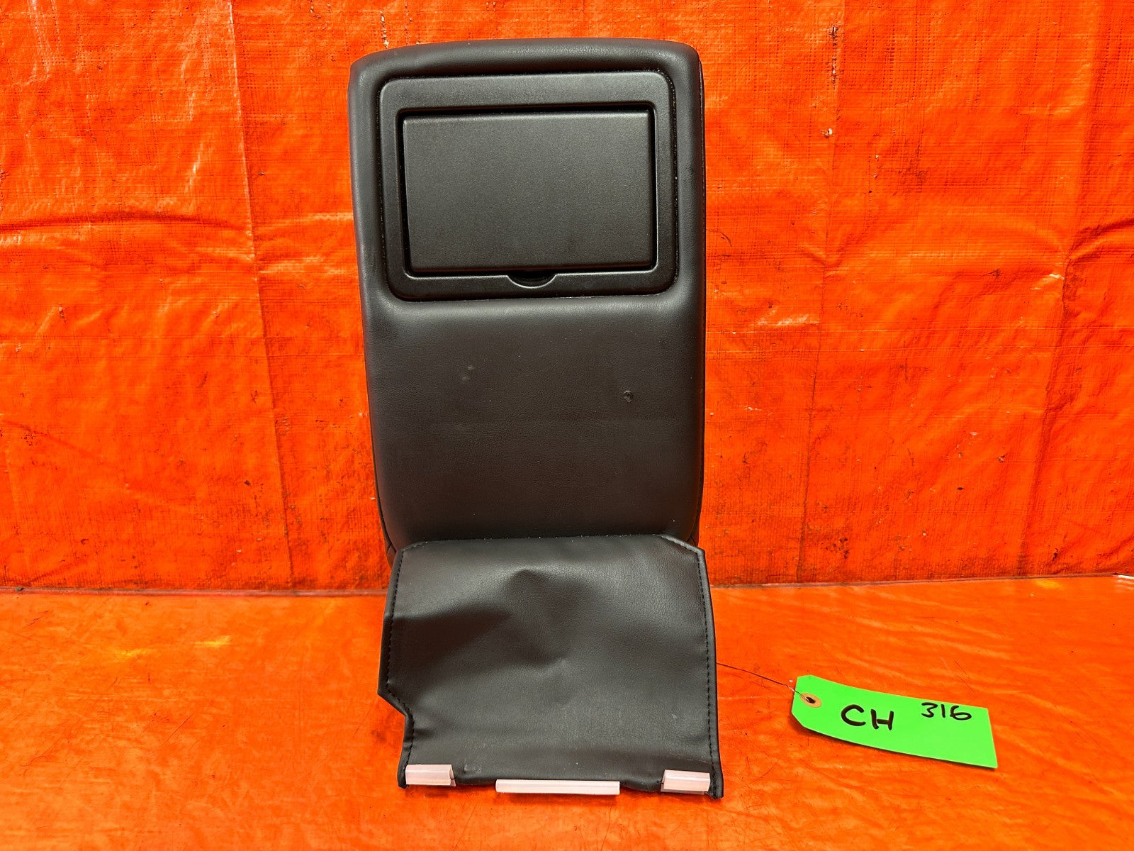 14 23 INFINITI Q50   REAR SEAT CENTER PIECE CUP HOLDER   OEM 3162