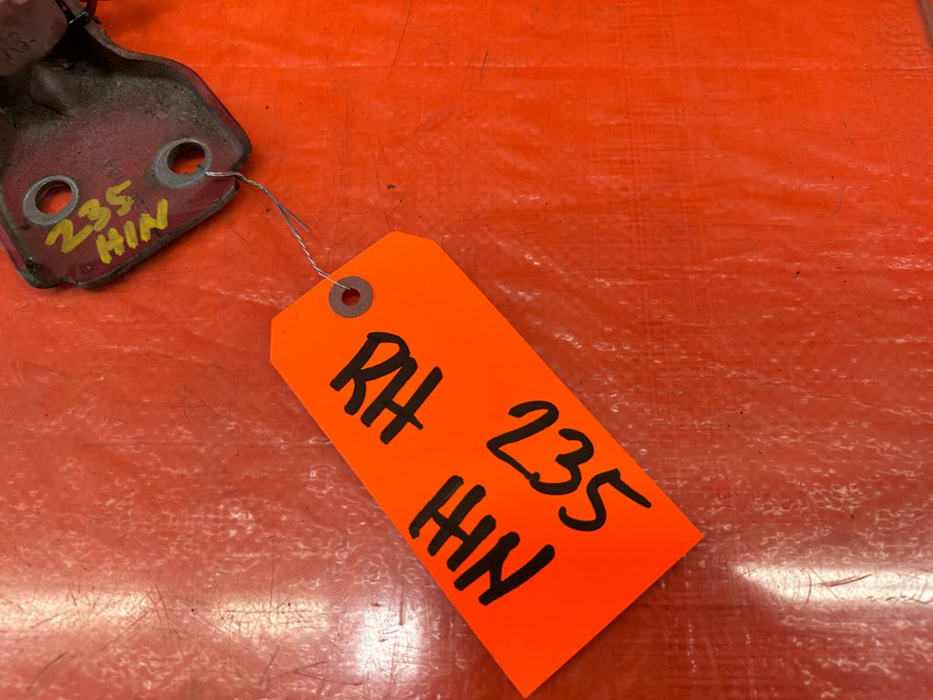 88 00 HONDA CIVIC FRONT LEFT OR RIGHT DOOR HINGE SET / UPPER + LOWER OEM #2351