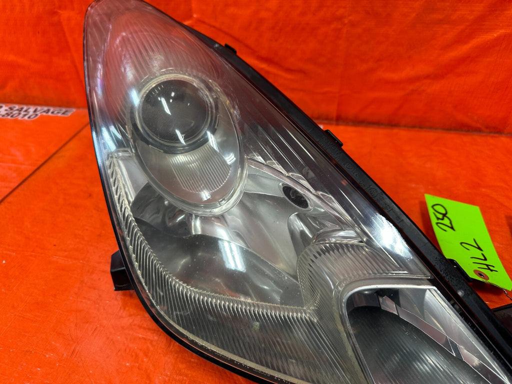 00 05 TOYOTA CELICA   LEFT & RIGHT   HALOGEN HEADLIGHTS HEADLAMPS   OEM #25017
