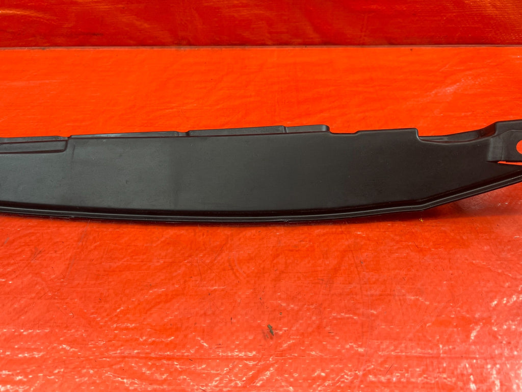 04 08 ACURA TSX   PASSENGER RIGHT   FENDER ENCLOSURE TRIM   OEM FACTORY #2095