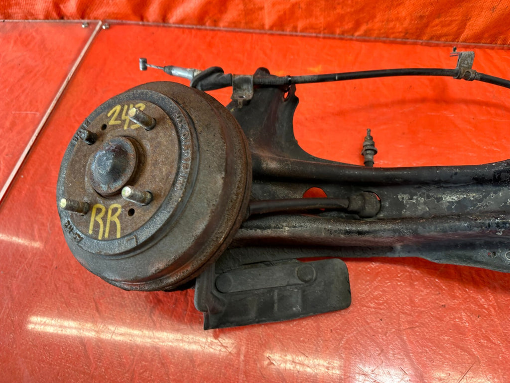 1989 89 HONDA CRX   PASSENGER RIGHT REAR TRAILING ARM BRAKE DRUM   OEM #2438