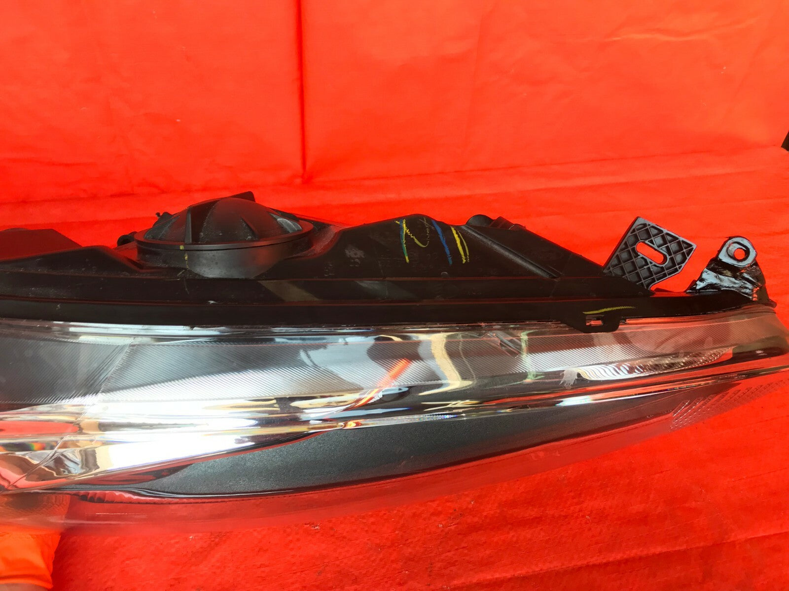 OEM 2016 2017 2018 FORD FIESTA PASSENGER RIGHT HEADLIGHT HEADLAMP BLACK BEZEL 8
