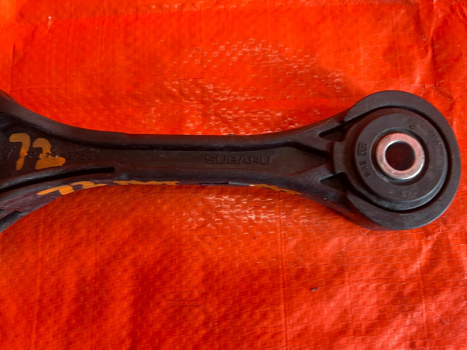 18 21 SUBARU CROSSTREK   MOTOR MOUNT ENGINE SUPPORT ROD   41040FE000   OEM #724