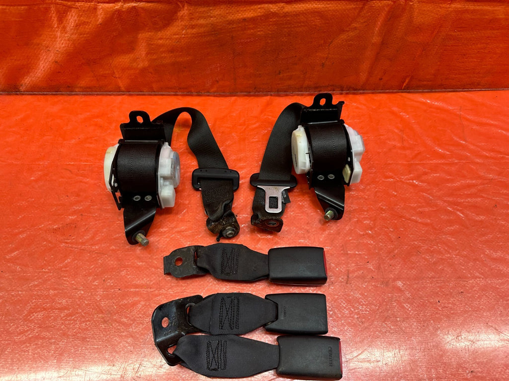 2003 HONDA CIVIC SI EP3 HATCH REAR SEAT BELT SET LEFT & RIGHT SEAT BELTS OEM 2304