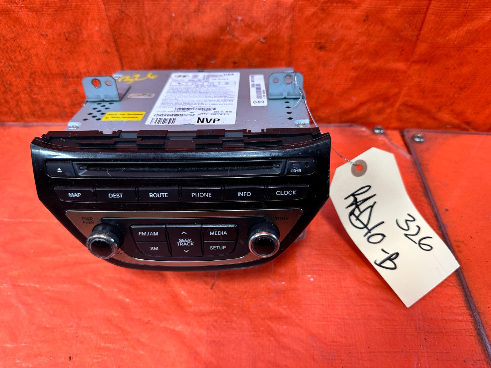 13 16 HYUNDAI GENESIS COUPE  RADIO STEREO CD PLAYER   PART # 96560 2M770 OEM 3266