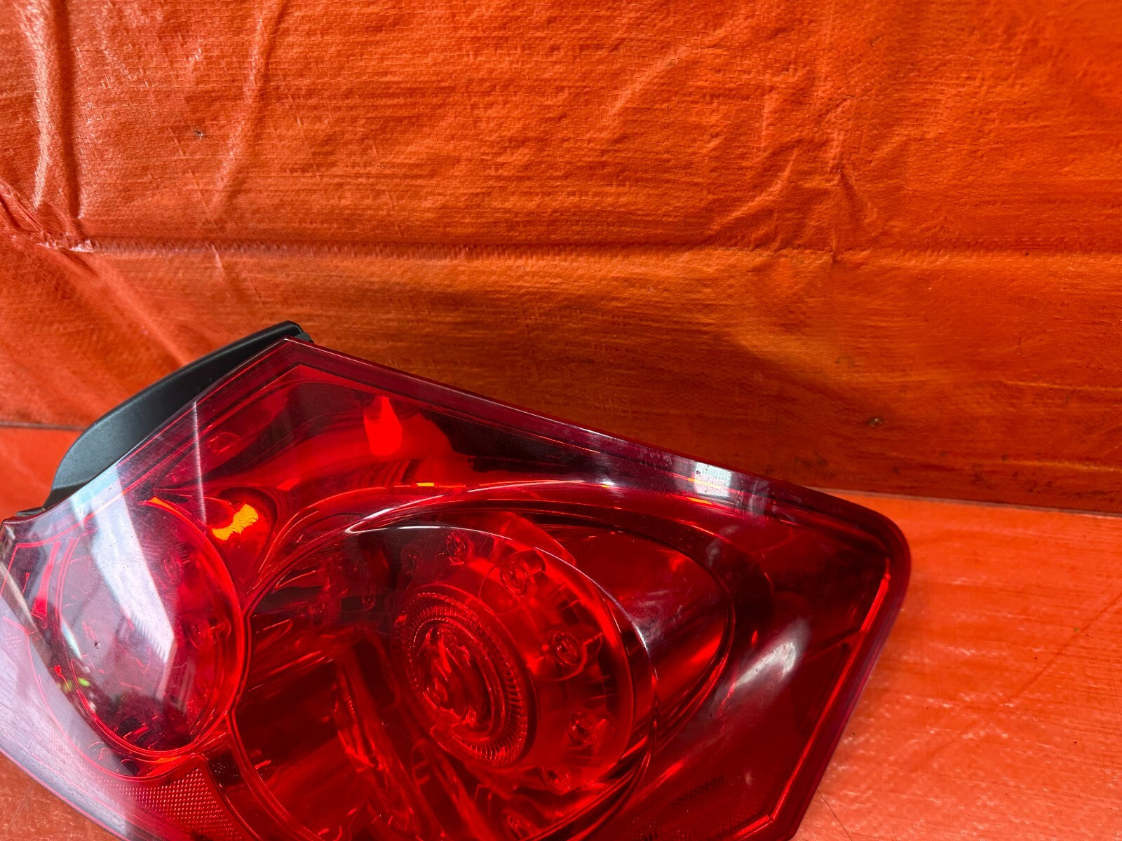 09 13 INFINITI G37 SEDAN PASSENGER RIGHT OUTER TAIL LIGHT LAMP OEM FACTORY #2382