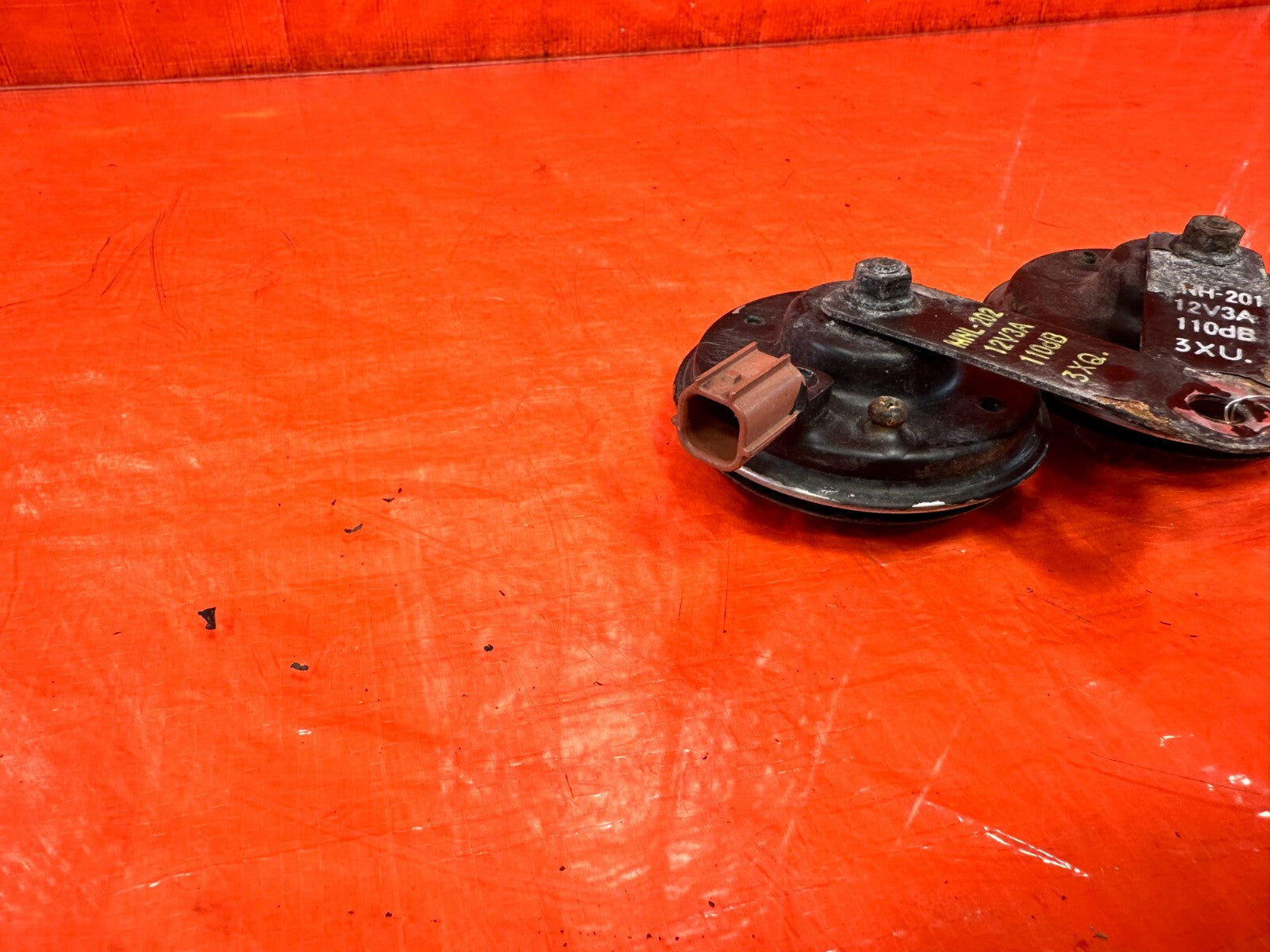 02 04 ACURA RSX   HORN COMBO SET   HORNS HIGH AND LOW   02 04 MODEL   OEM #2715