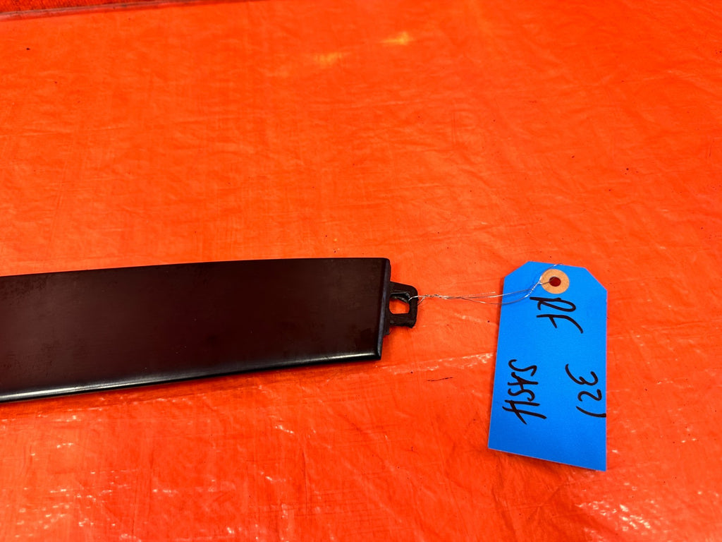 09 14 ACURA TSX   PASSENGER RIGHT FRONT DOOR SASH TRIM MOLDING   OEM #3212