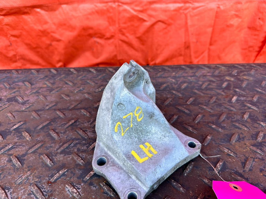 08 15 INFINITI G37 Q60 RWD ONLY DRIVER LEFT ALUMINUM ENGINE BRACKET OEM 2783