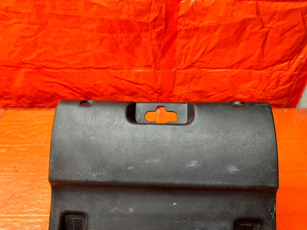 97 01 HONDA PRELUDE 2.2L REAR TRUNK LATCH STRIKER COVER TRIM PLASTIC OEM #3368