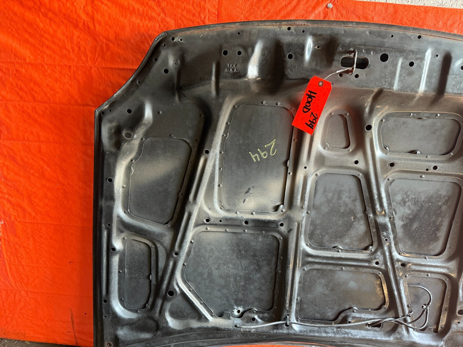 93 95 HONDA DEL SOL   HOOD / BONNETT ASSEMBLY   OEM FACTORY #29416