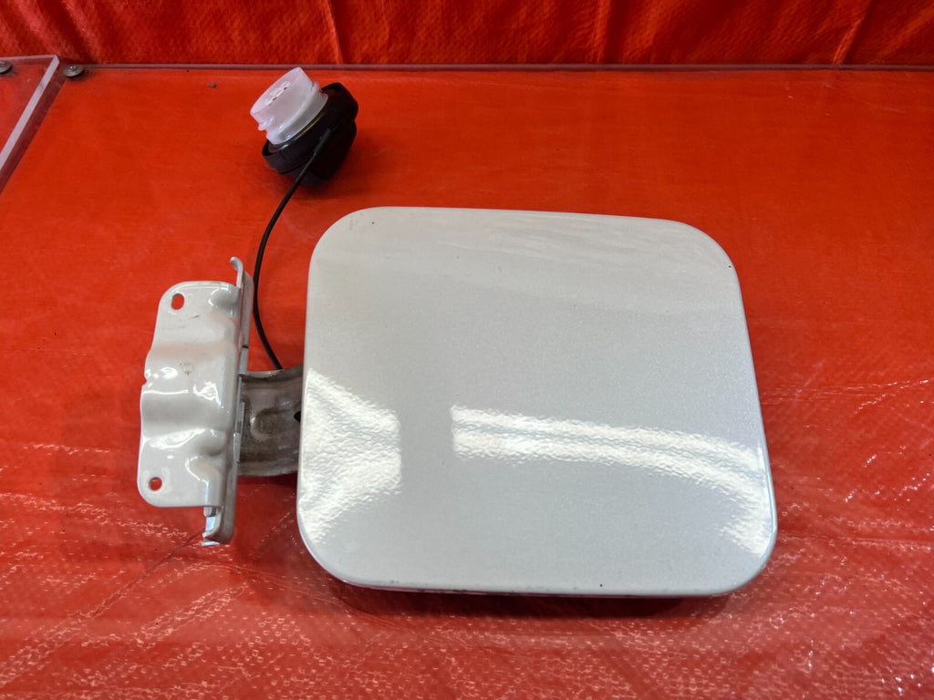 14 20 INFINITI Q50 GASOLINE GAS TANK LID COVER W/ LOCKING TWISTING CAP OEM #1144