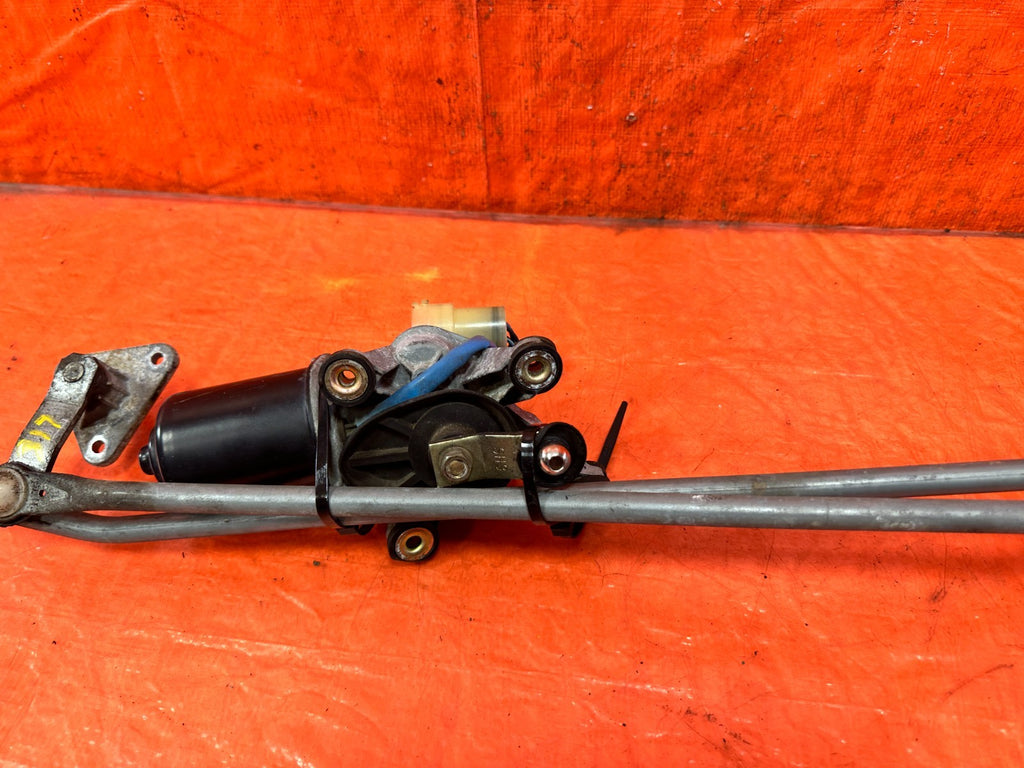 90 91 HONDA CIVIC HATCHBACK   WINDSHIELD WIPER MOTOR W/ LINKAGE   OEM 3172