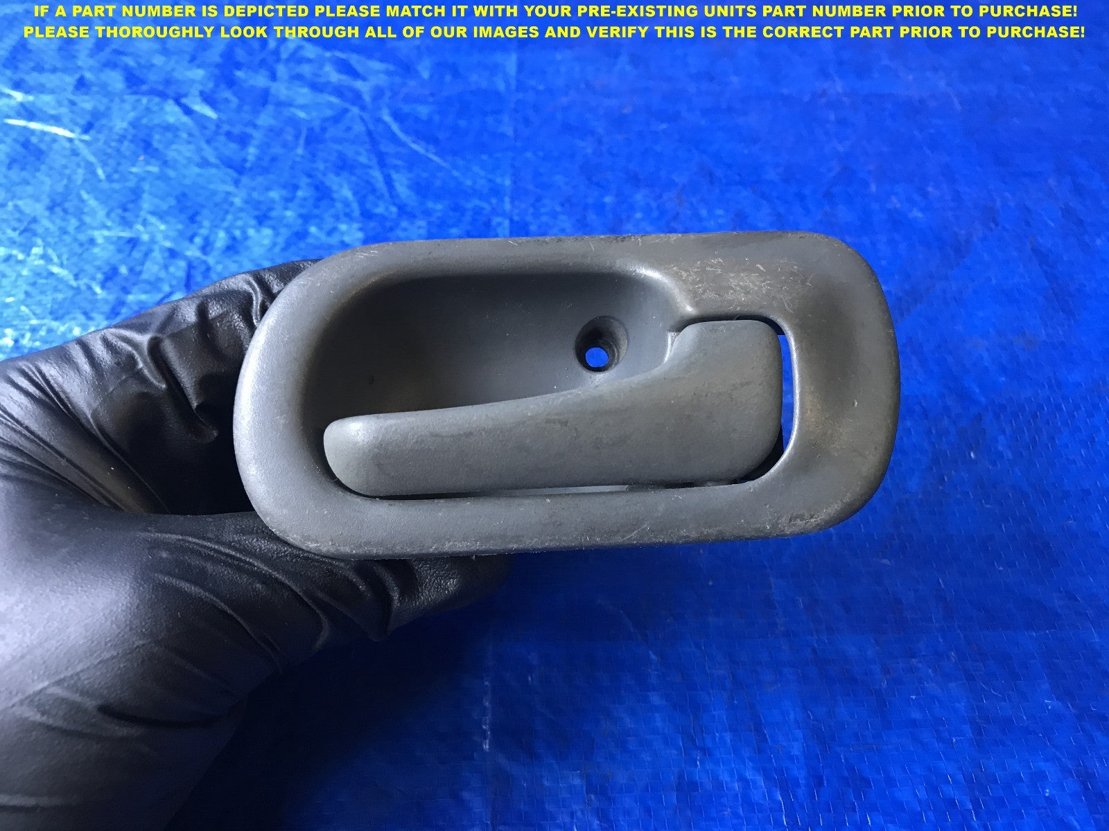 OEM 1996 1998 HONDA CIVIC SEDAN PASSENGER RIGHT REAR INTERIOR DOOR HANDLE   0