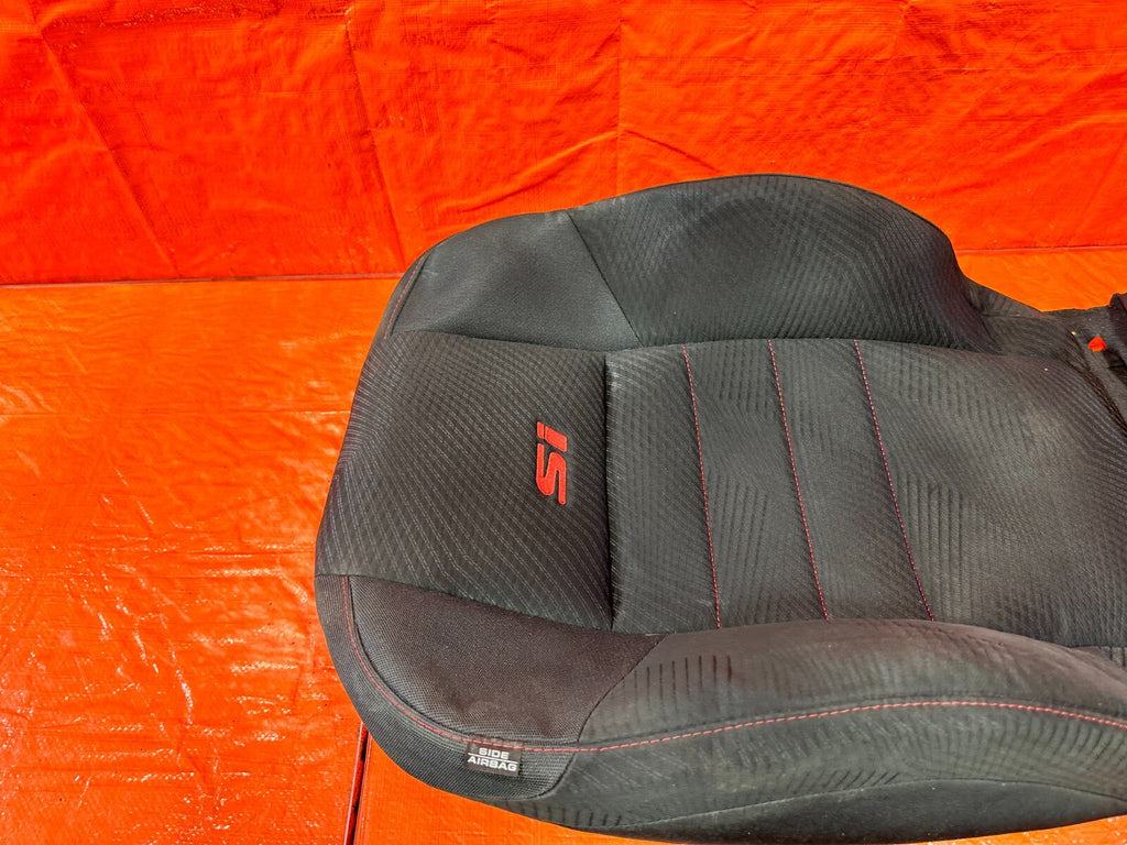 2013 13 HONDA CIVIC SI 2D COUPE RIGHT FRONT UPPER SEAT COVER SKIN OEM 2696
