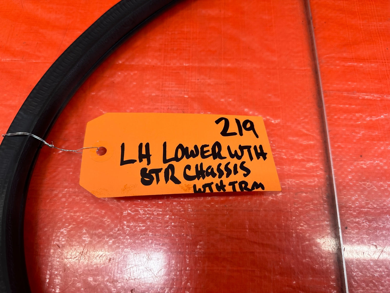 10 16 HYUNDAI GENESIS COUPE ON THE CHASSIS LEFT DOOR WEATHER STRIP SEAL OEM #21922