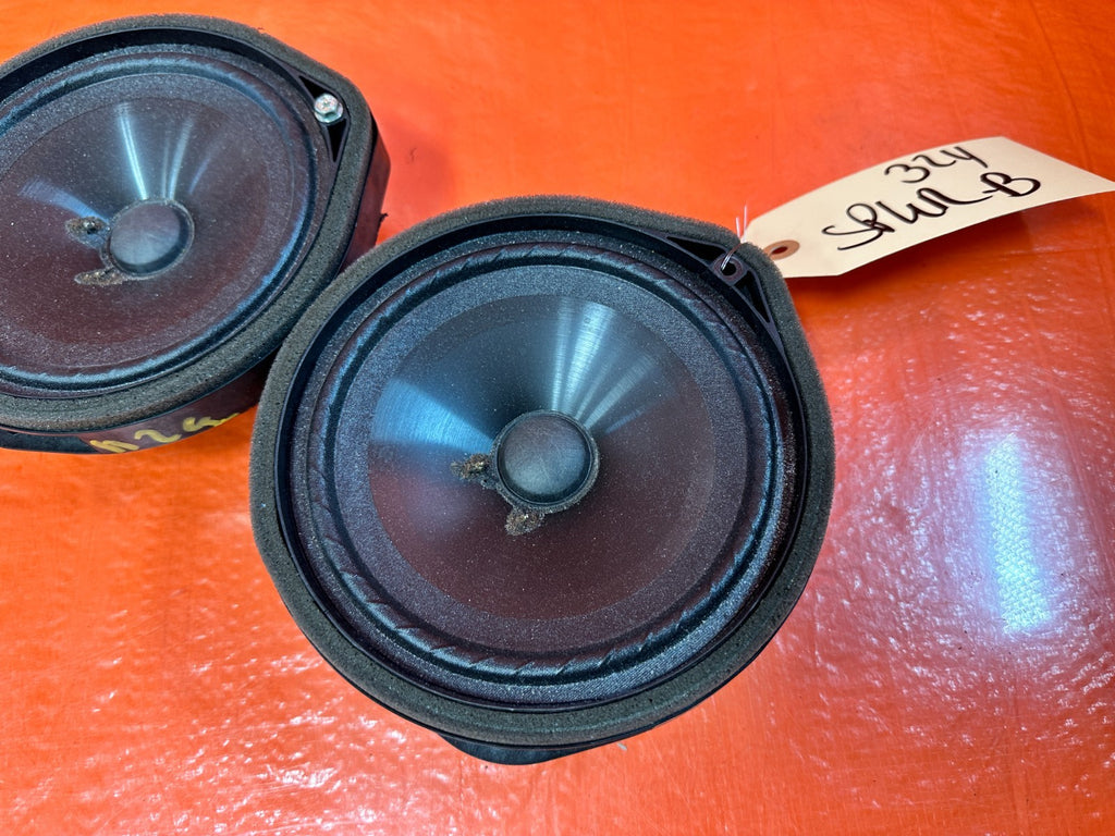 18 22 HONDA ACCORD   REAR SPEAKERS   LEFT AND RIGHT DRIVER PASSENGER   OEM #3245