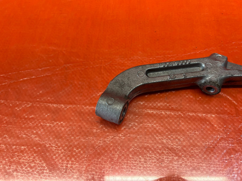 94 01 INTEGRA   AUTOMATIC FRONT ENGINE STIFFENER TRANSMISSION BRACKET   OEM #1596