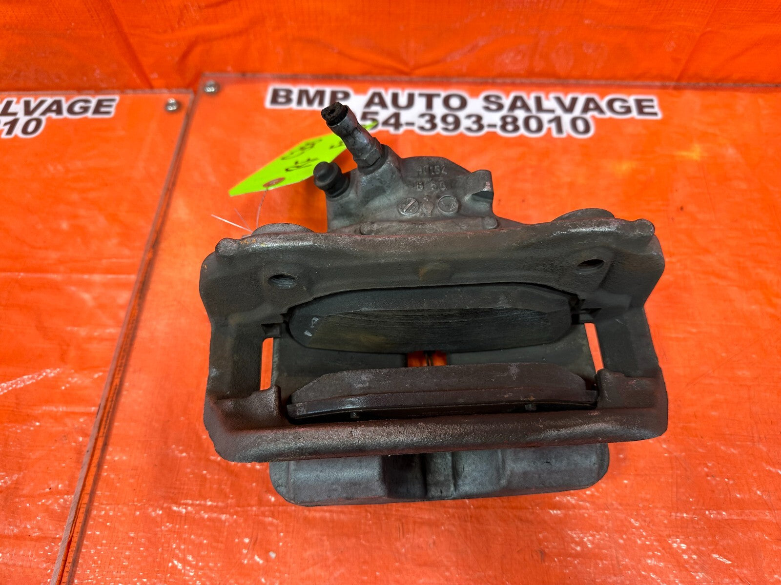 15 20 MERCEDES BENZ   W205   C300   NON SPORT   RIGHT FRONT BRAKE CALIPER OEM 27