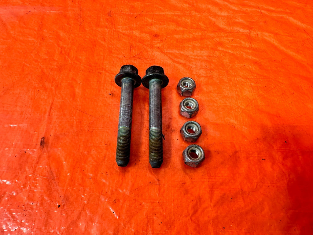 04 08 ACURA TSX   REAR SHOCK STRUT BOLTS NUTS HARDWARE   OEM FACTORY #3121