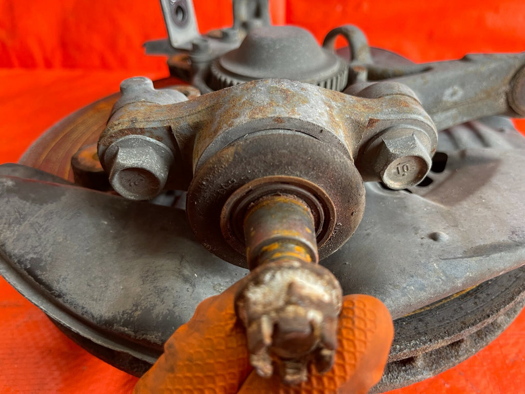 00 09 HONDA S2000 AP1 AP2   DRIVER LEFT FRONT SPINDLE KNUCKLE HUB OEM FACTORY   8