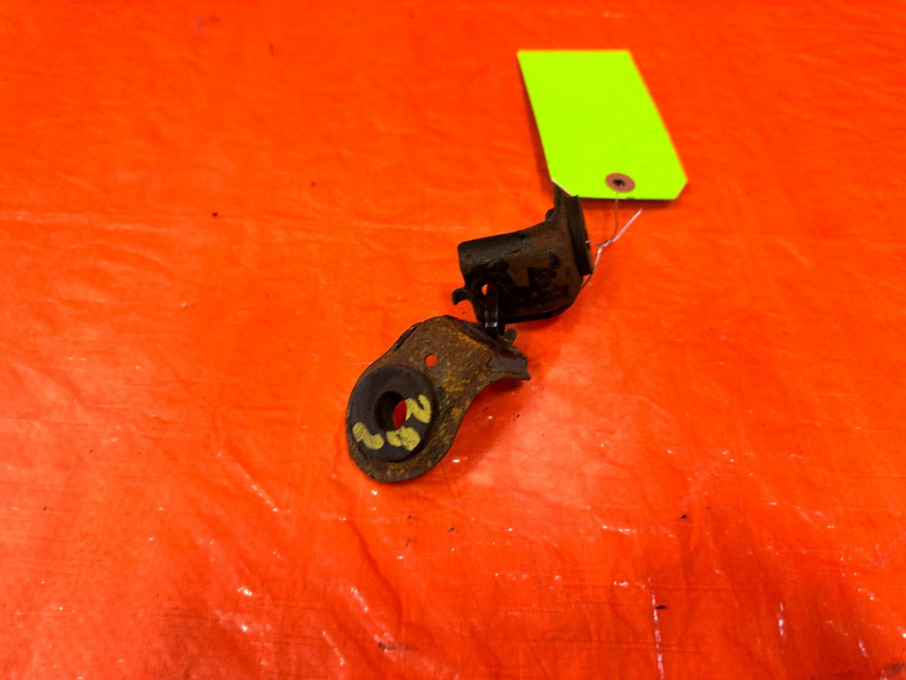 06 11 HONDA CIVIC   INDIVIDUAL SINGLE RADIATOR MOUNTING BRACKET RETAINER OEM 2825