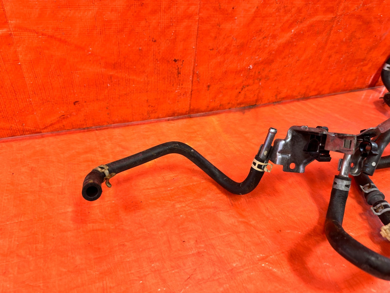 09 14 ACURA TSX   ENGINE COOLANT PASSAGE LINES HOSES PIPES   OEM #3054