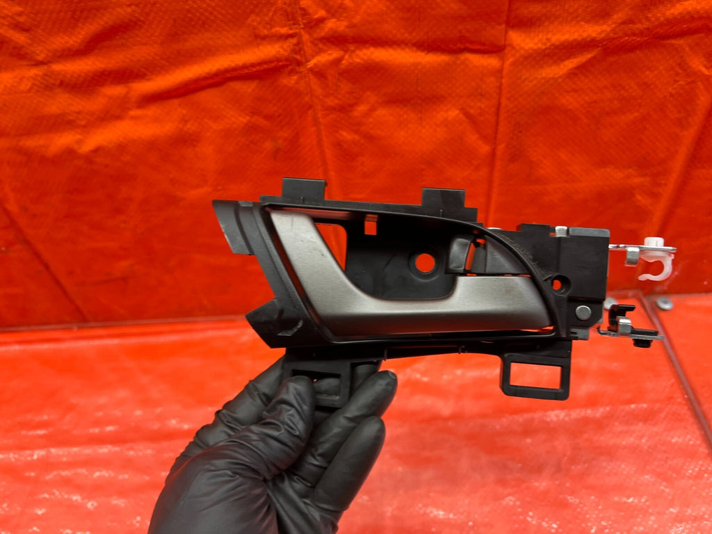 09 10 ACURA TSX   PASSENGER RIGHT REAR INTERIOR DOOR HANDLE   OEM FACTORY #1585