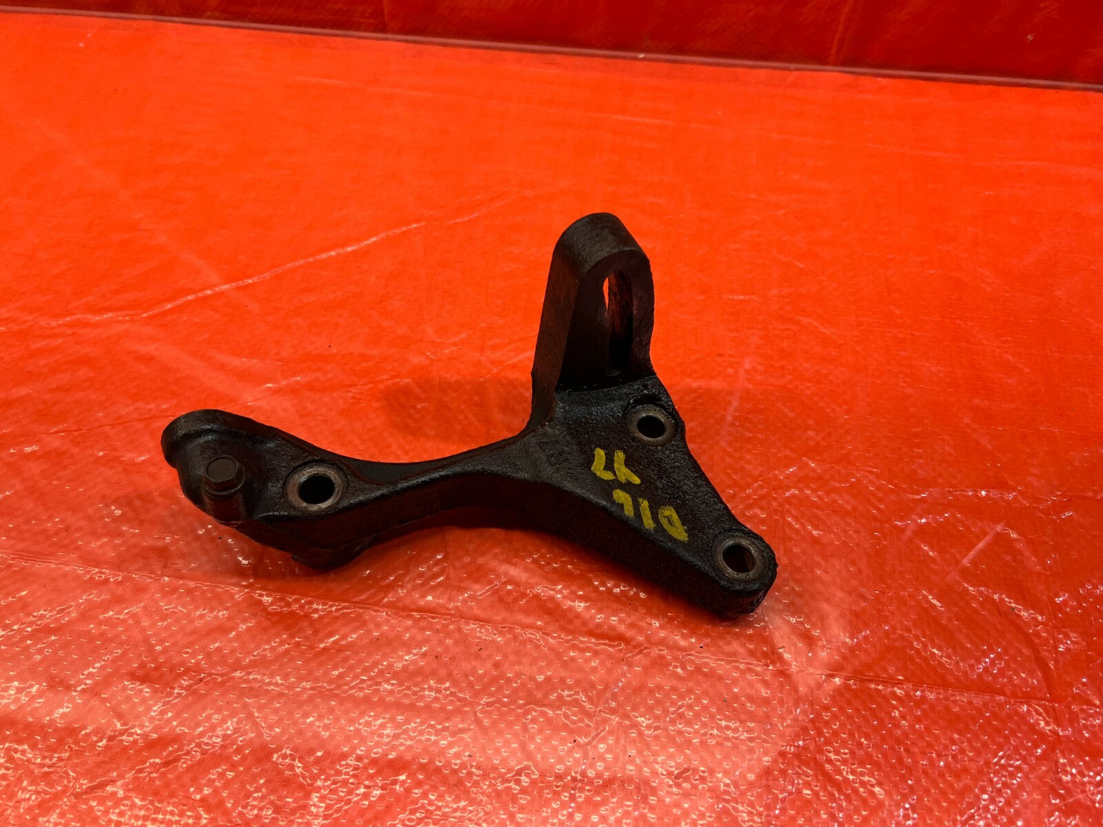 96 00 HONDA CIVIC EX DX LX CX HX GX POWER STEERING PUMP MOUNTING BRACKET OEM Y70