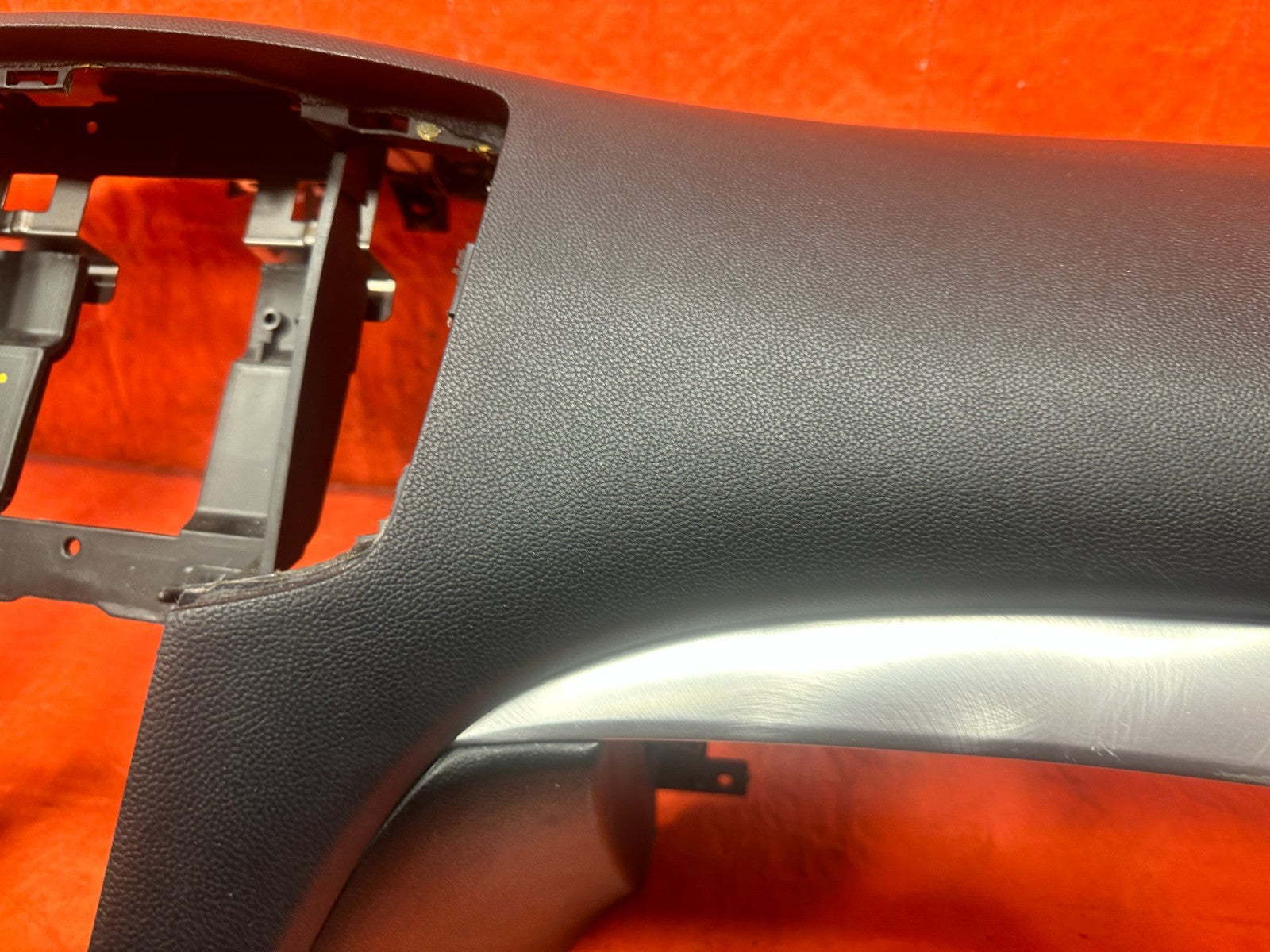 08 15 INFINITI G37 Q60 FRONT DASHBOARD DASH PANEL   MINT    BLACK OEM #3296