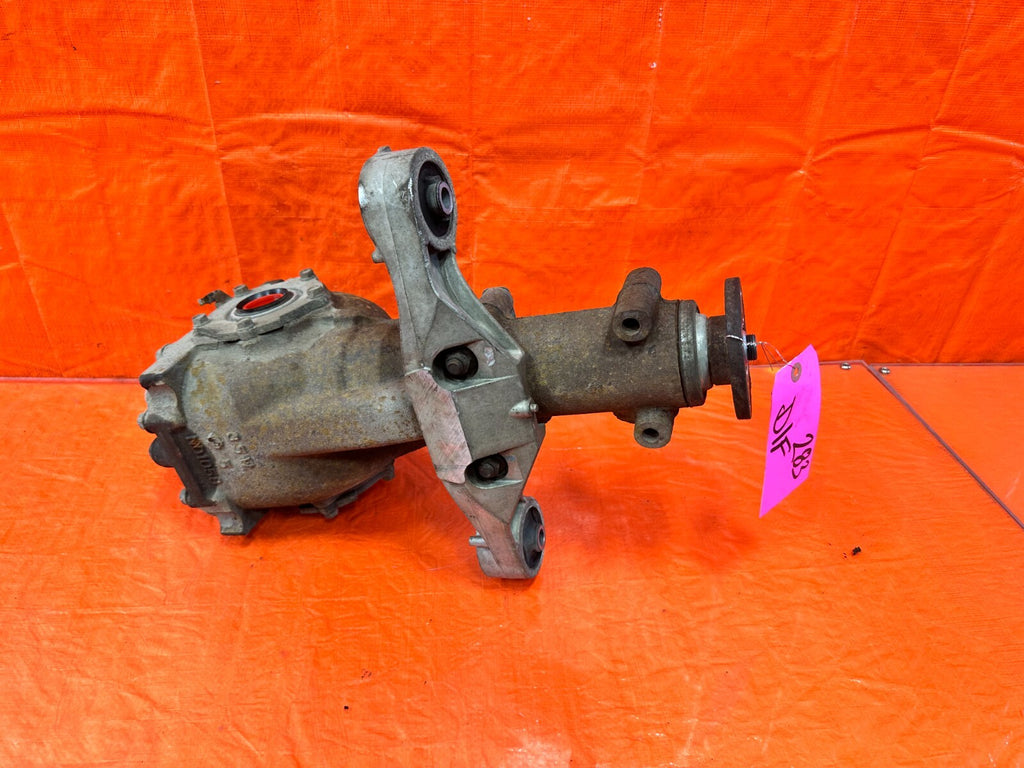 07 14 SUBARU IMPREZA WRX STI   EJ257   DIFFERENTIAL CARRIER PUMPKIN   OEM #28312