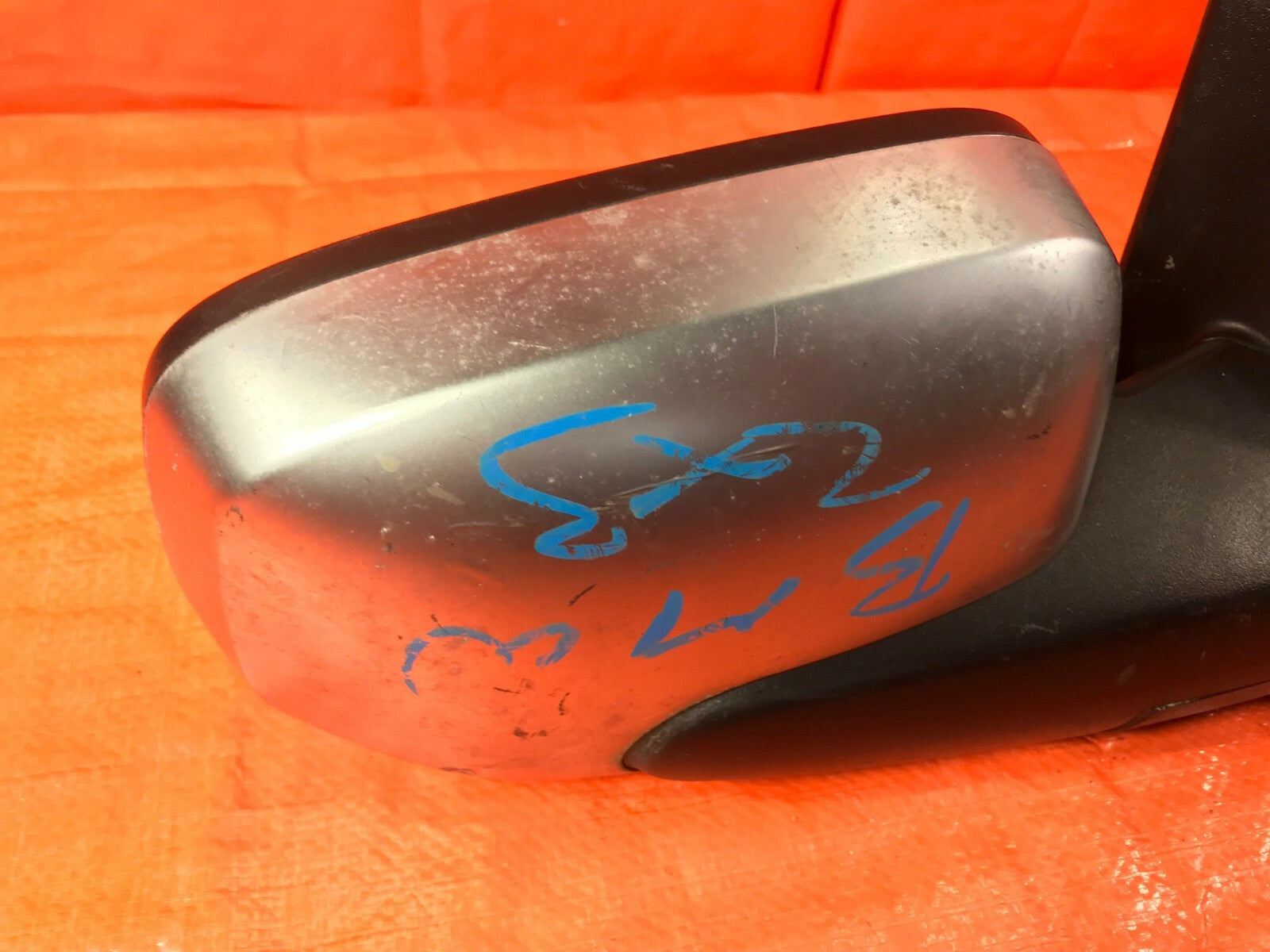 OEM 2009 2010 11 CHEVROLET HHR PASSENGER RIGHT SIDE VIEW MIRROR SILVER 158336254