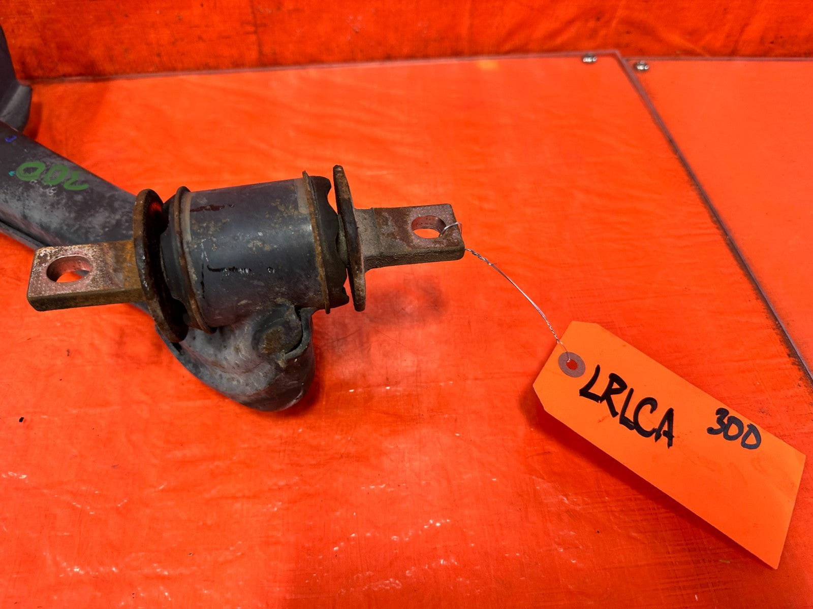 06 11 HONDA CIVIC SI   DRIVER LEFT REAR LOWER CONTROL TRAILING ARM   OEM #3001