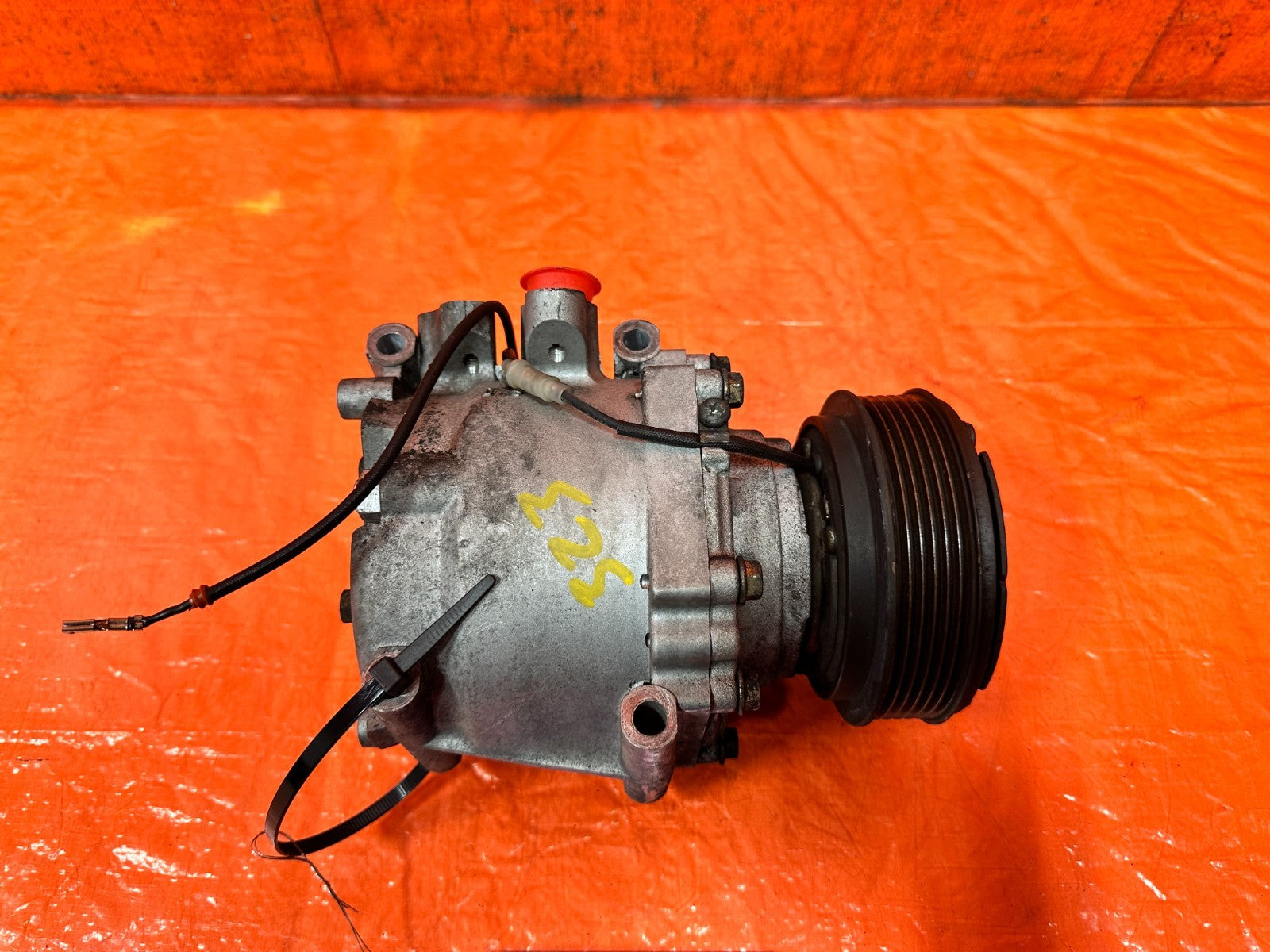 97 01 HONDA PRELUDE   HVAC AIR CONDITIONING AC COMPRESSOR   OEM FACTORY 3231