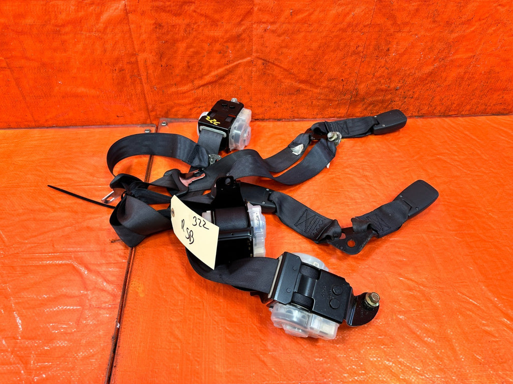 04 08 ACURA TSX   REAR SEAT BELT SET   LEFT & RIGHT SEAT BELTS   BLACK OEM #3220