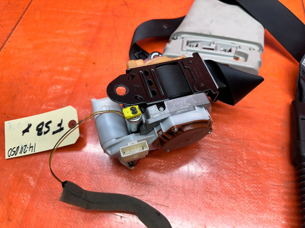 14 24 INFINITI Q50 FRONT  LEFT RIGHT SEAT BELTS W/ PRE CRASH OPTION OEM #Q5011
