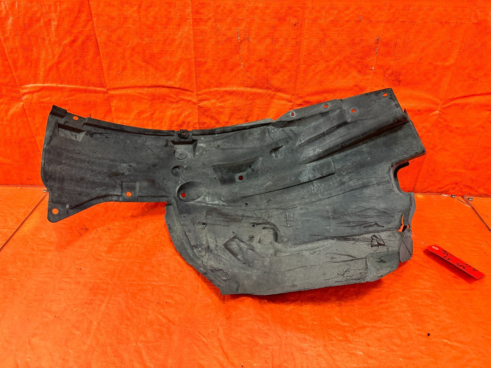 14 23 INFINITI Q50   DRIVER LEFT FRONT FENDER LINER REAR PORTION   OEM 314 12