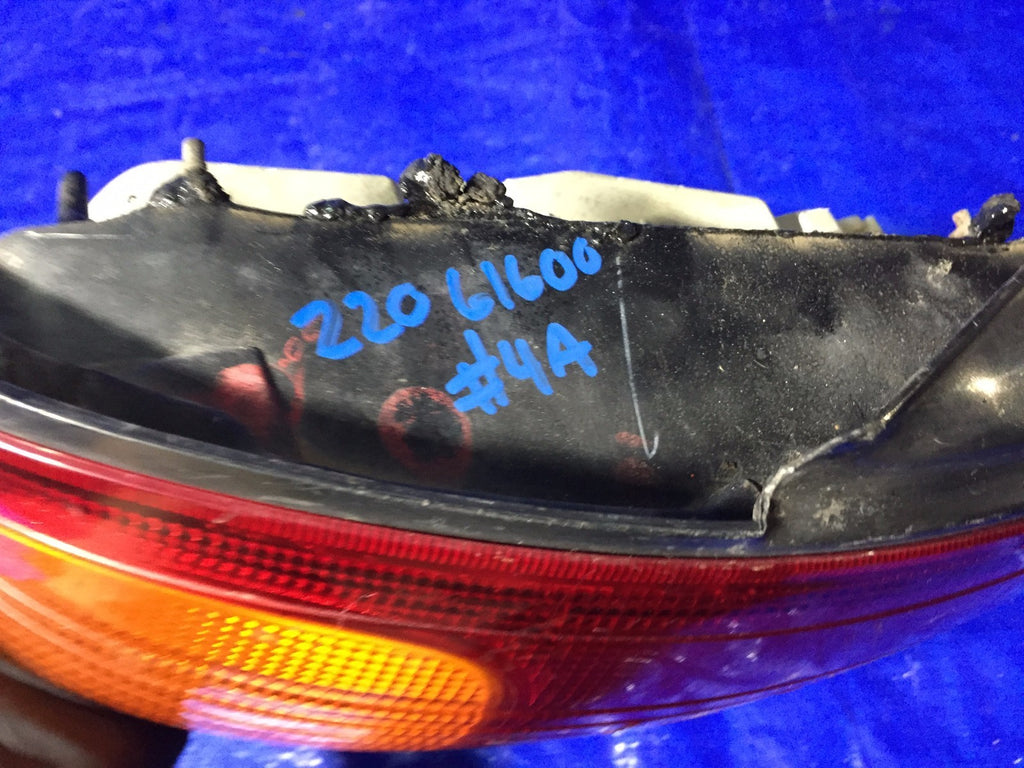 OEM 1992 1993 1994 1995 MAZDA PROTEGE DRIVER LEFT TAIL LIGHT PART # 220 616005