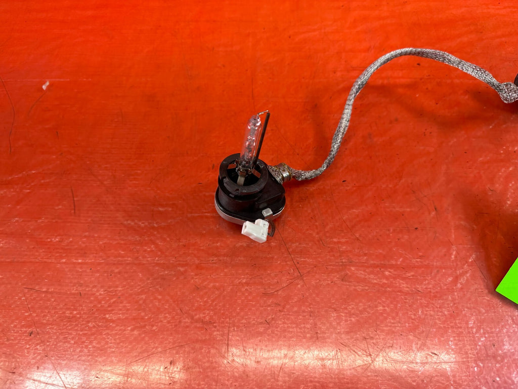 09 14 ACURA TSX   PHILLIPS BRAND HID BULB & IGNITER HARNESS   OEM #2334