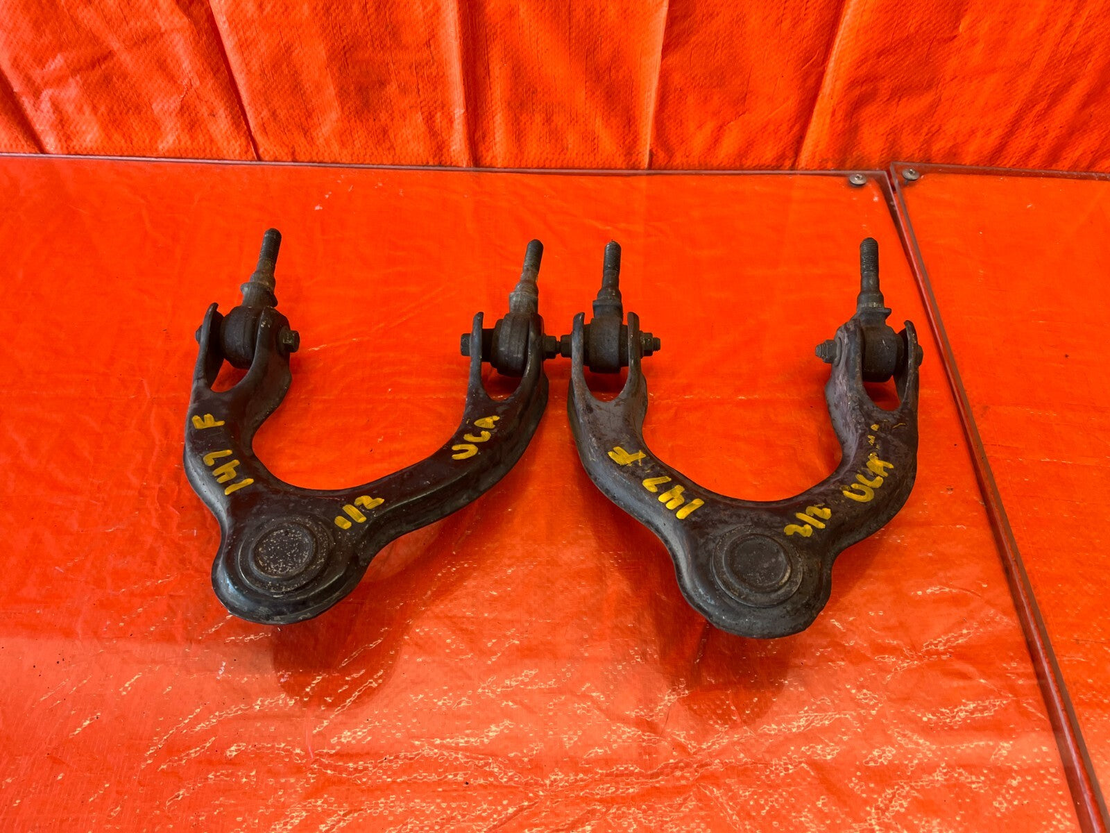 92 95 HONDA CIVIC CX DX   FRONT UPPER CONTROL ARM SET LEFT & RIGHT ARMS OEM #1470