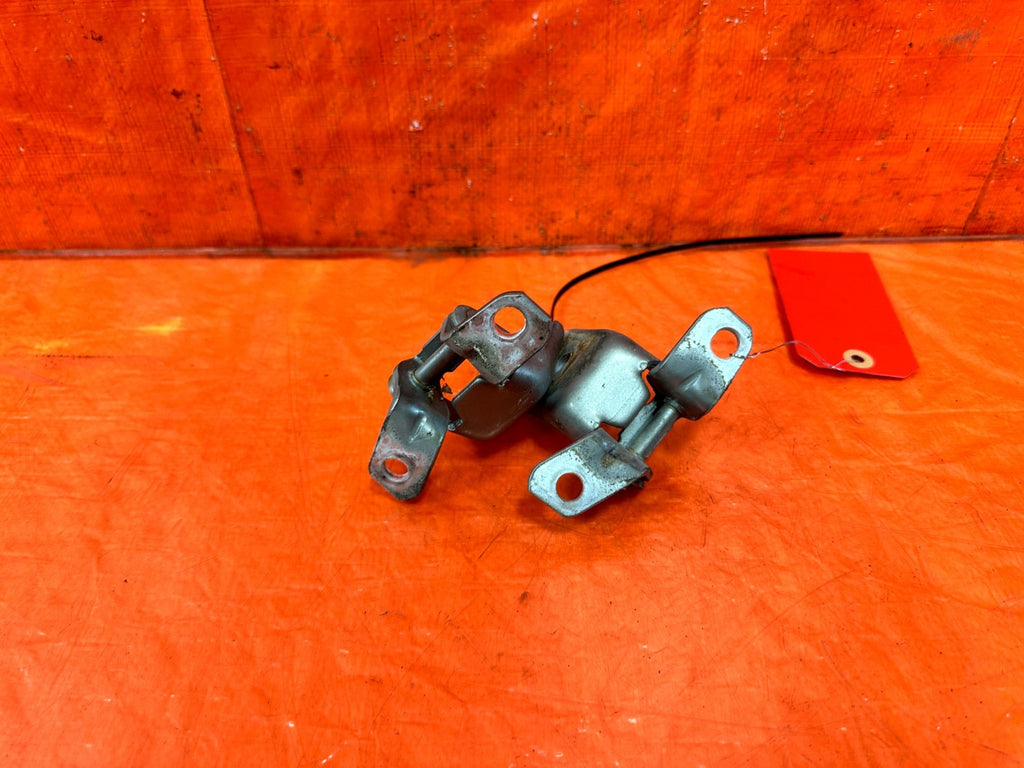 04 11 MAZDA RX8 RX 8   PASSENGER RIGHT FRONT DOOR HINGE SET UPPER LOWER OEM 3031