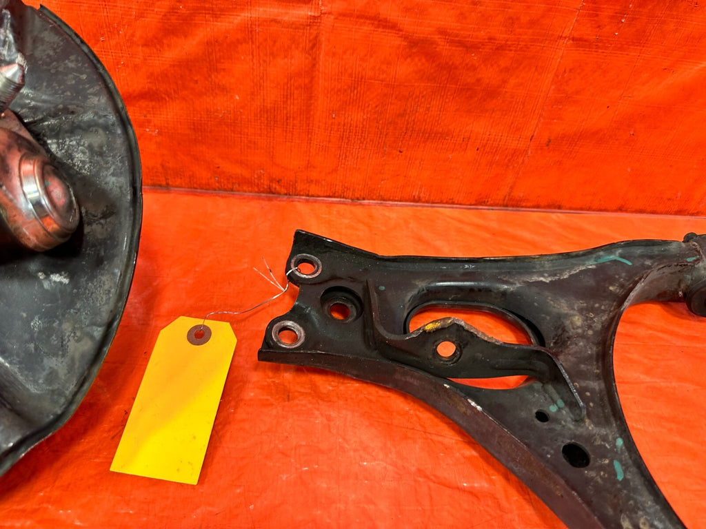 06 11 HONDA CIVIC SI   DRIVER LEFT FRONT SPINDLE KNUCKLE HUB 36MM   OEM OE #28613