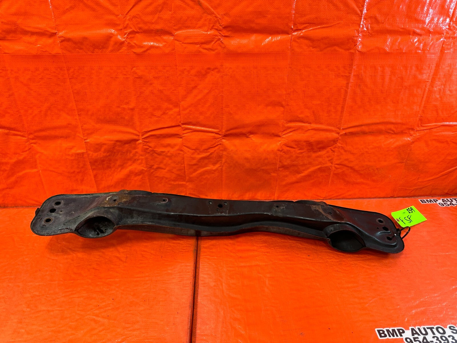97 01 HONDA PRELUDE   SUB FRAME CROSSMEMBER W/ RODS   FRONT PORTION   OEM #25910