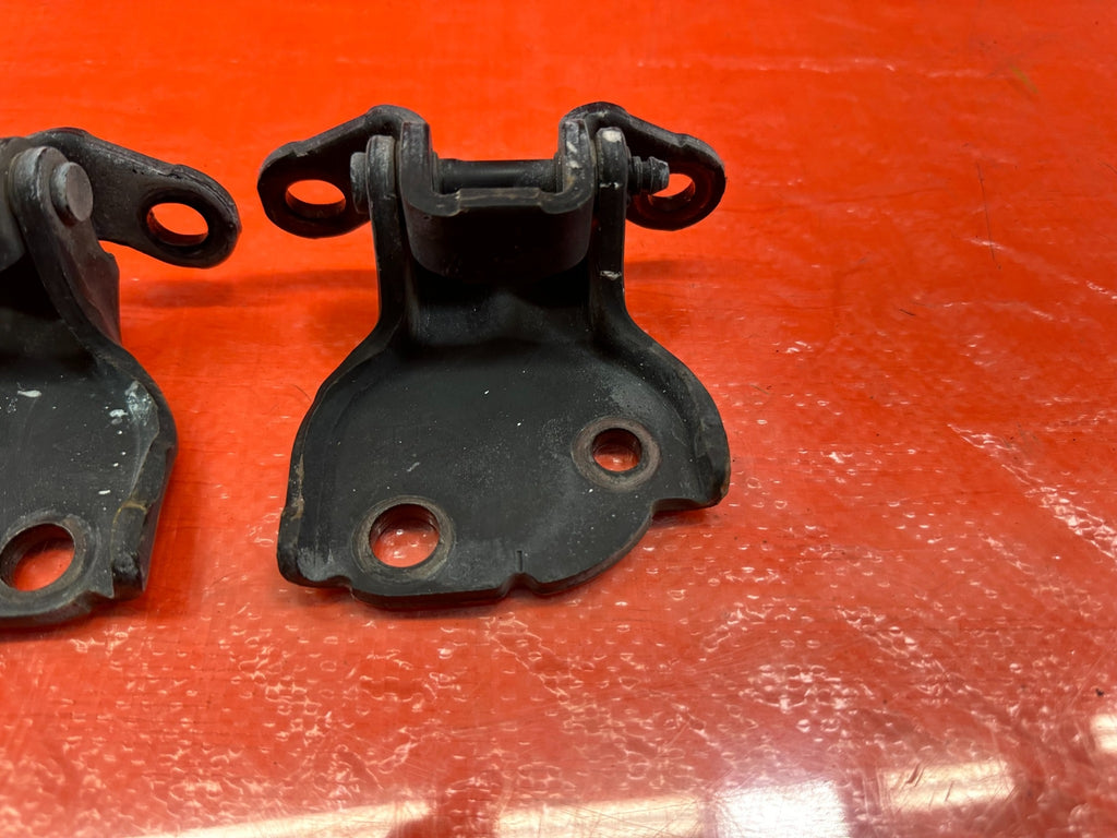 00 09 HONDA S2000   DOOR HINGE SET   UPPER & LOWER   RIGHT SIDE HINGES OEM #1974