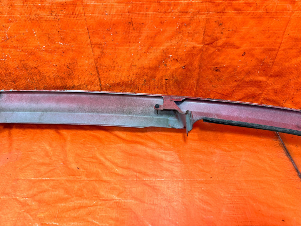 90 91 HONDA CIVIC HATCHBACK   FRONT BUMPER GRILLE INSERT  ASSEMBLY   OEM 32514