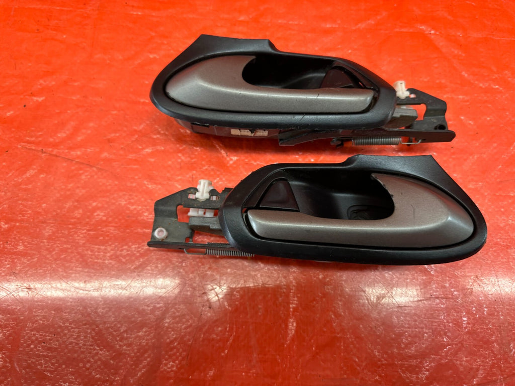 06 11 HONDA CIVIC   SI 2D COUPE   INTERIOR DOOR HANDLE SET   LEFT RIGHT OEM #1944