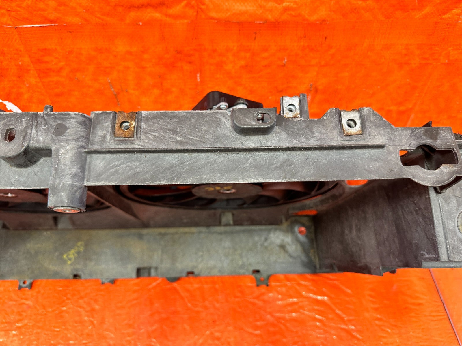 08 15 INFINITI G37 & Q60   2D COUPE   RADIATOR SUPPORT W/ COOLING FANS OEM #3288