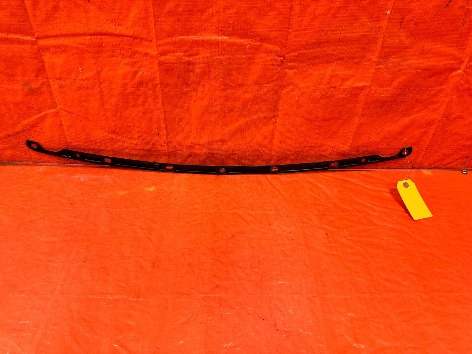 93 97 HONDA DEL SOL   FRONT BUMPER UPPER STIFFENER GASKET   OEM #2955