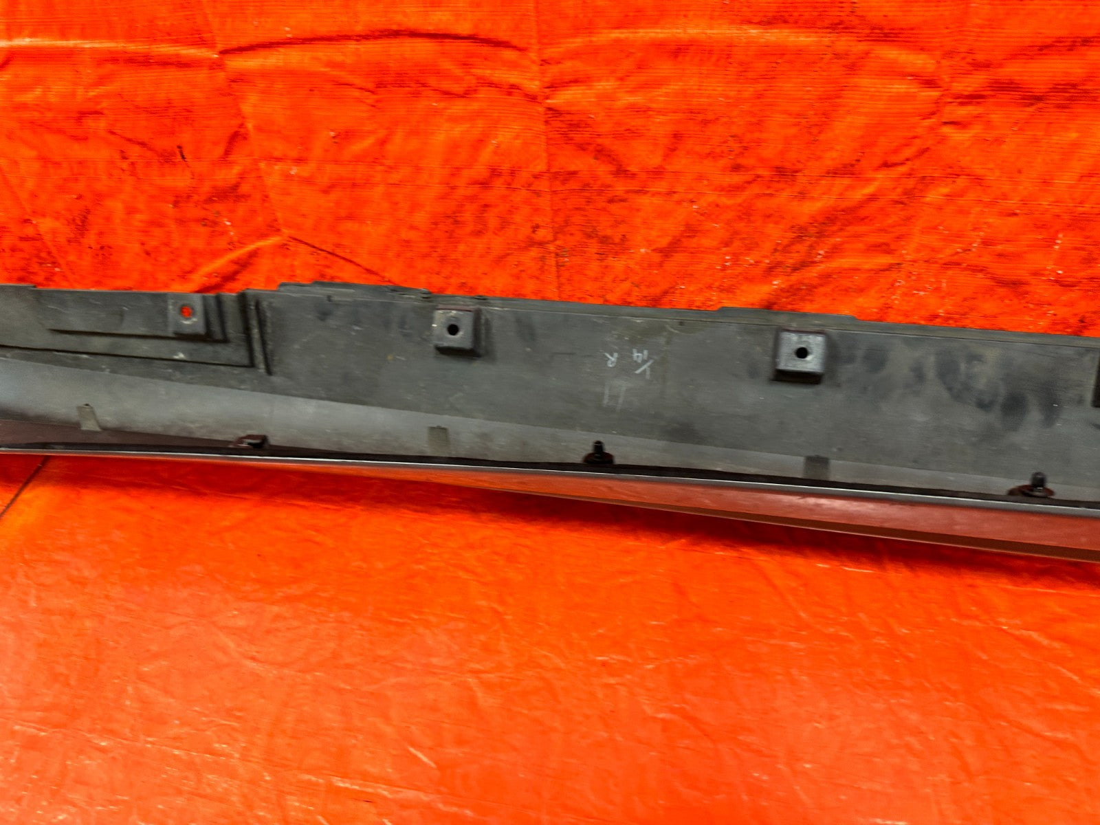 08 15 INFINITI G37 & Q60   COUPE   SPORT   SIDE SKIRT ROCKER MOLDING TRIM   LEFT13